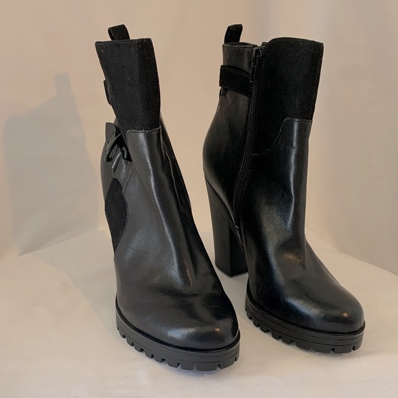 Guess Black Women's Ankle Boots - Picture 1 of 9